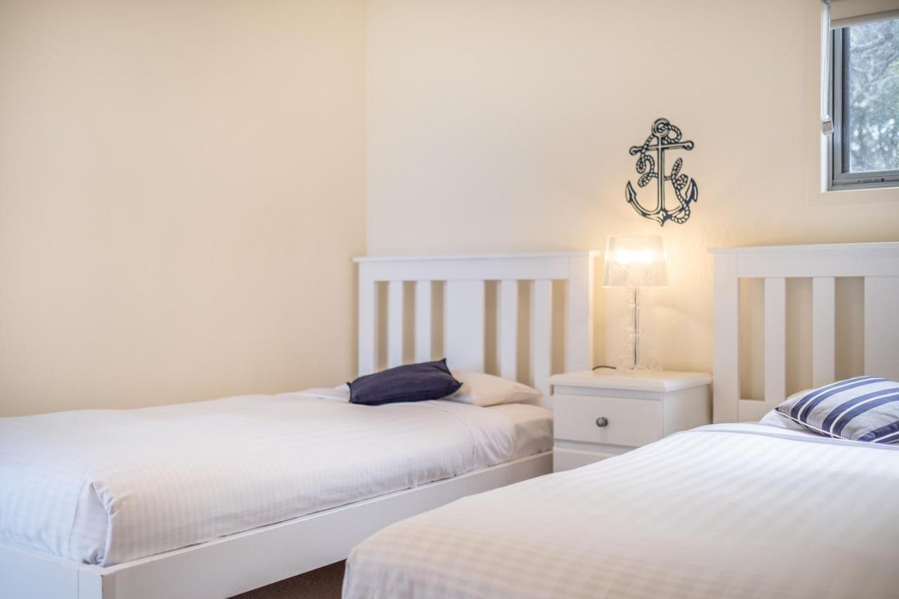 Вилла Bluewater Коулс-Бей Экстерьер фото